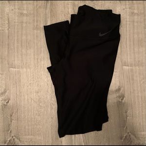 NIKE LEGGING